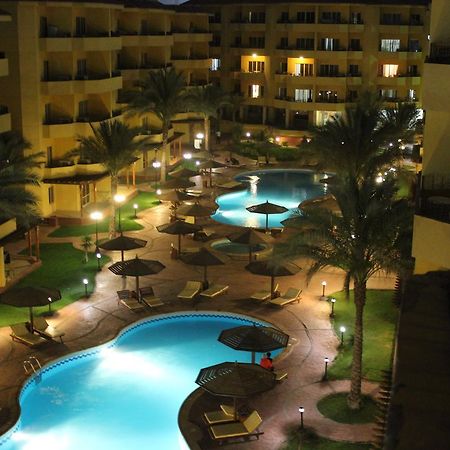 Pool View Apartment At British Resort - Unit 02 Хургада Экстерьер фото